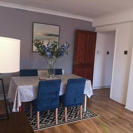 2 Bed Flat, Bounds Green, Piccadilly Line, London N11 Exteriör bild