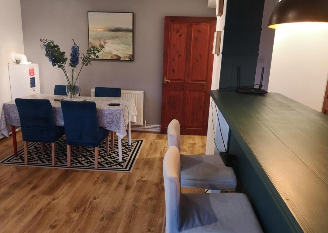 2 Bed Flat, Bounds Green, Piccadilly Line, London N11 Exteriör bild